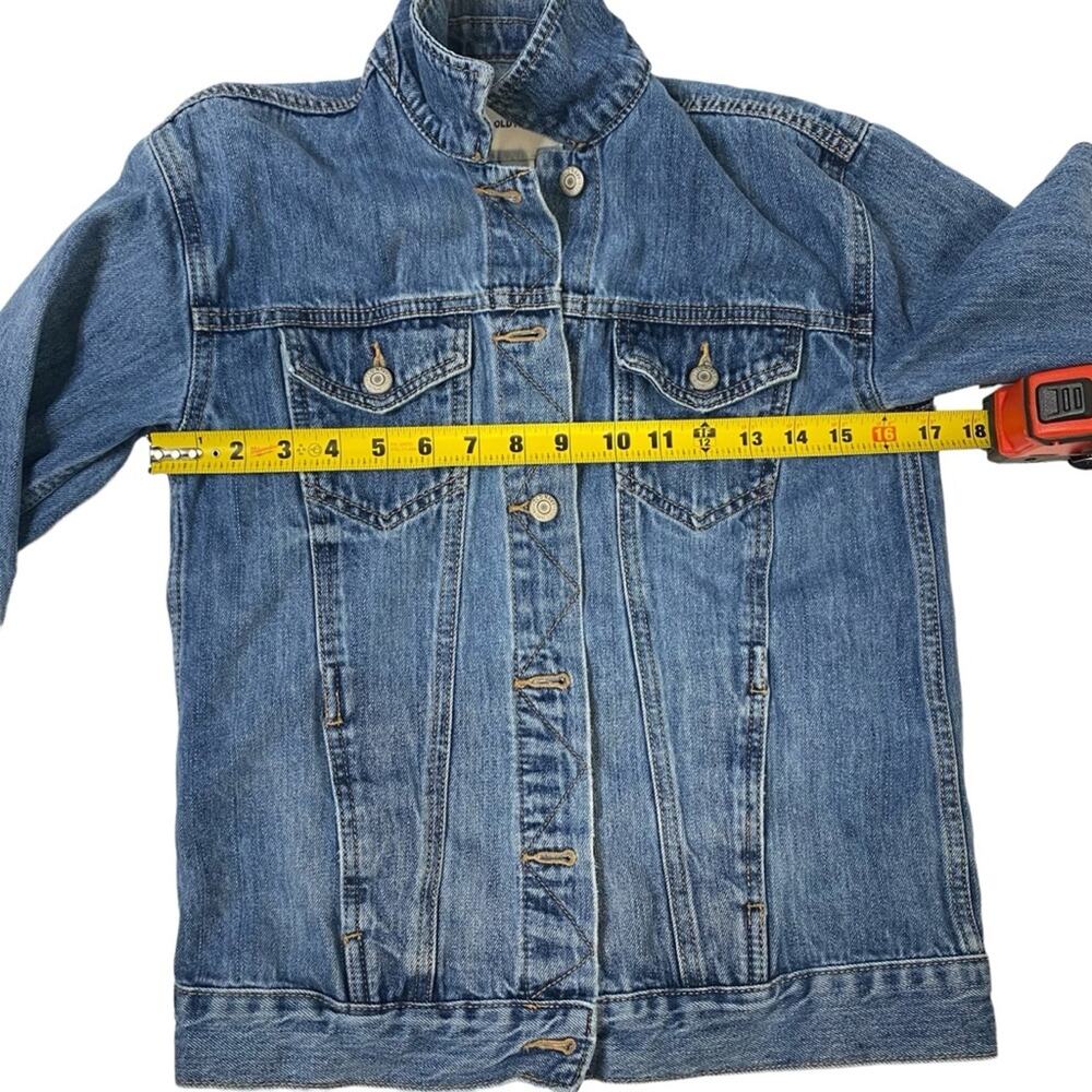 Denim Trucker Jacket in a Medium Wash Size XS by Old Navy - Picture 5 of 7